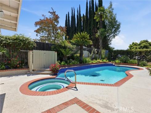 17722 Seminole , Yorba Linda, CA