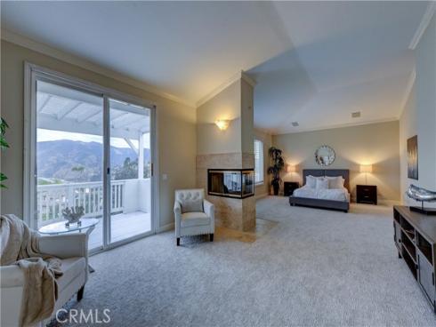 5520 Smokey Mountain Way , Yorba Linda, CA