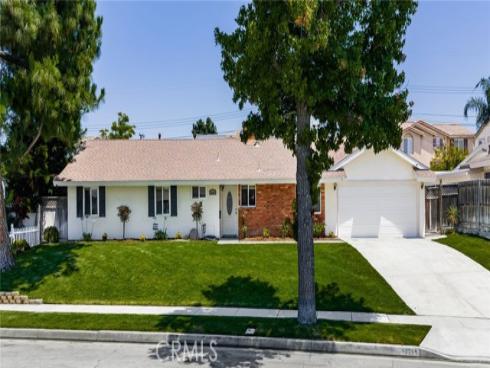 18281 Avolinda , Yorba Linda, CA