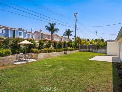 18281 Avolinda , Yorba Linda, CA