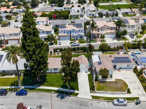 18281 Avolinda , Yorba Linda, CA