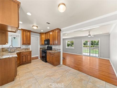 18281 Avolinda , Yorba Linda, CA