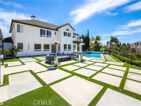 27055 Big Horn Mountain , Yorba Linda, CA