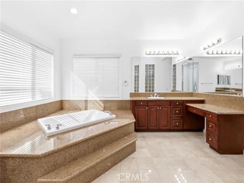 17529 Cloverdale , Yorba Linda, CA