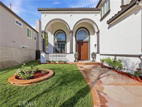 17529 Cloverdale , Yorba Linda, CA
